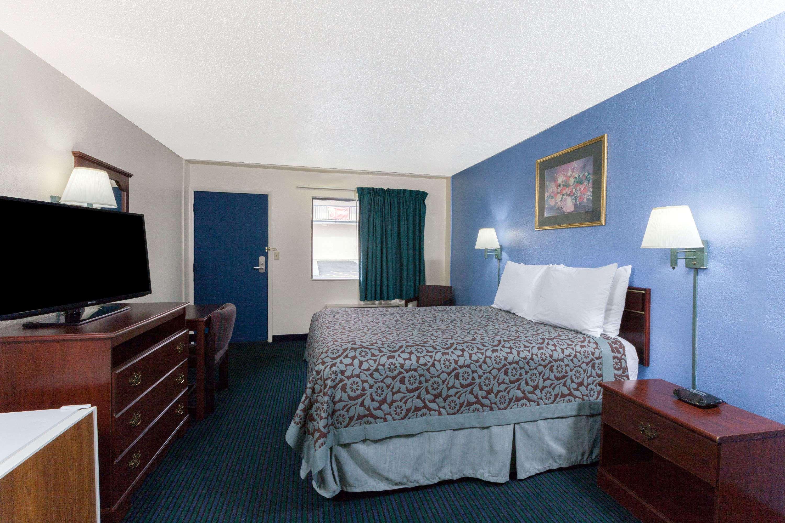Days Inn By Wyndham Oklahoma City Fairground Exterior foto